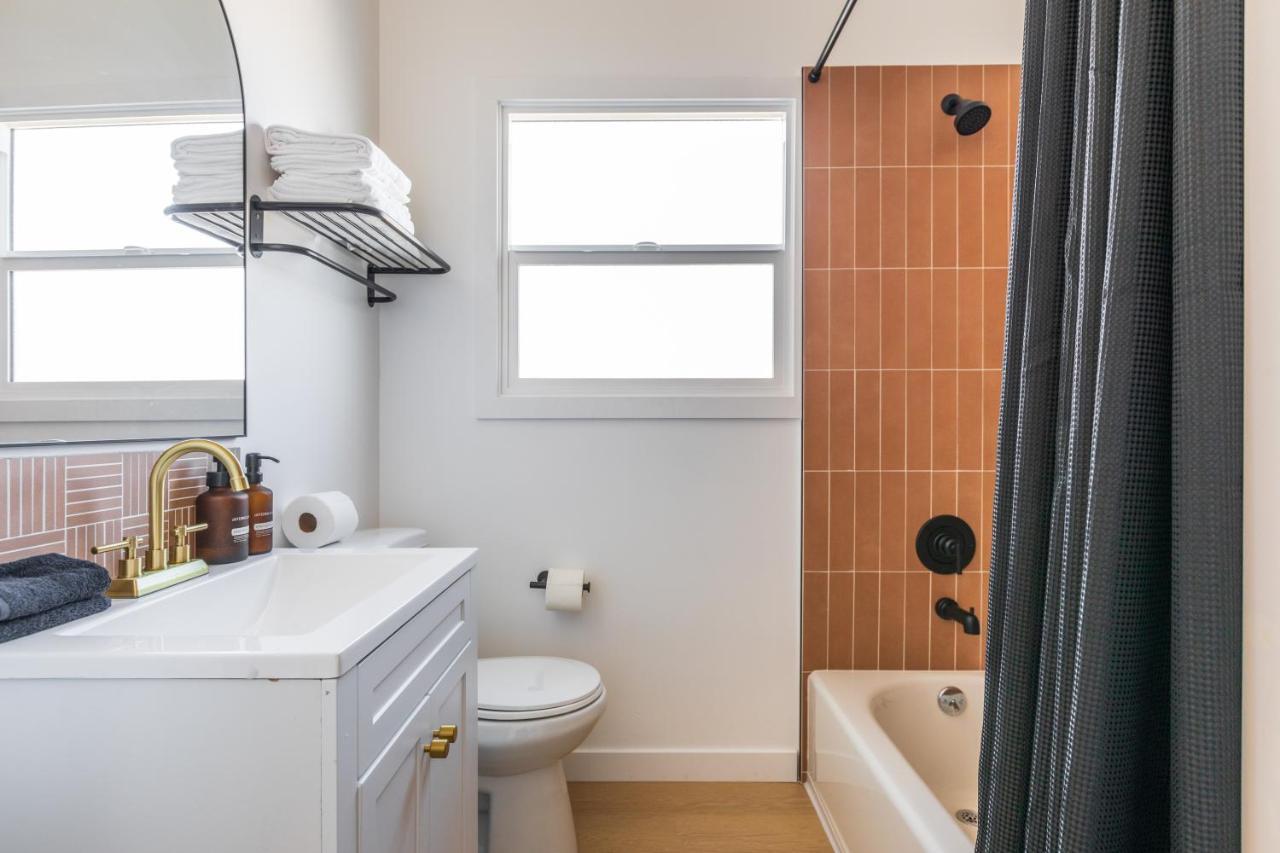 Cozy Sunny Brand-New Apt 1 Block From The Beach Long Beach Eksteriør billede