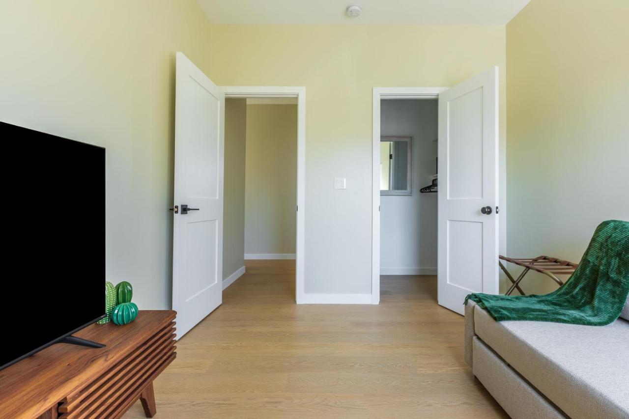 Cozy Sunny Brand-New Apt 1 Block From The Beach Long Beach Eksteriør billede